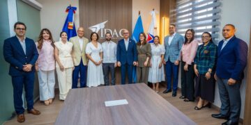 Sala del IDAC lleva nombre de Douglas Bournigal