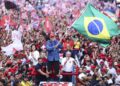 Lula logra una remontada histórica en Brasil y da la victoria a la izquierda frente al avance ultra de los Bolsonaro